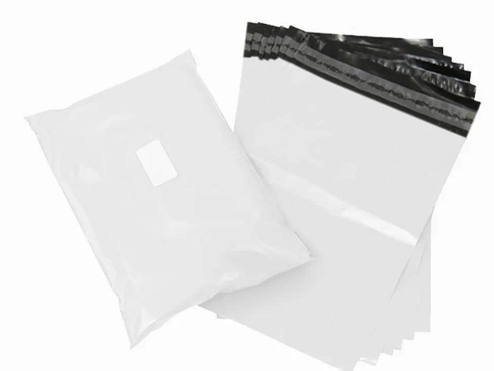 Bolsas de correo resistentes blancas – Solapa autoadhesiva – Poliplástico polietileno para envíos postales – Bolsas de mensajería – Calidad premium (1000, 165 x 230 mm)