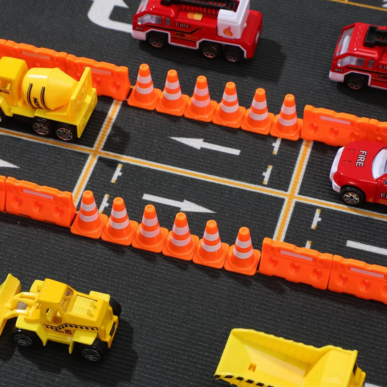 Cabilock Mini Barricadas Juguetes Tráfico Educativos para Niños Señales de Tráfico Miniatura