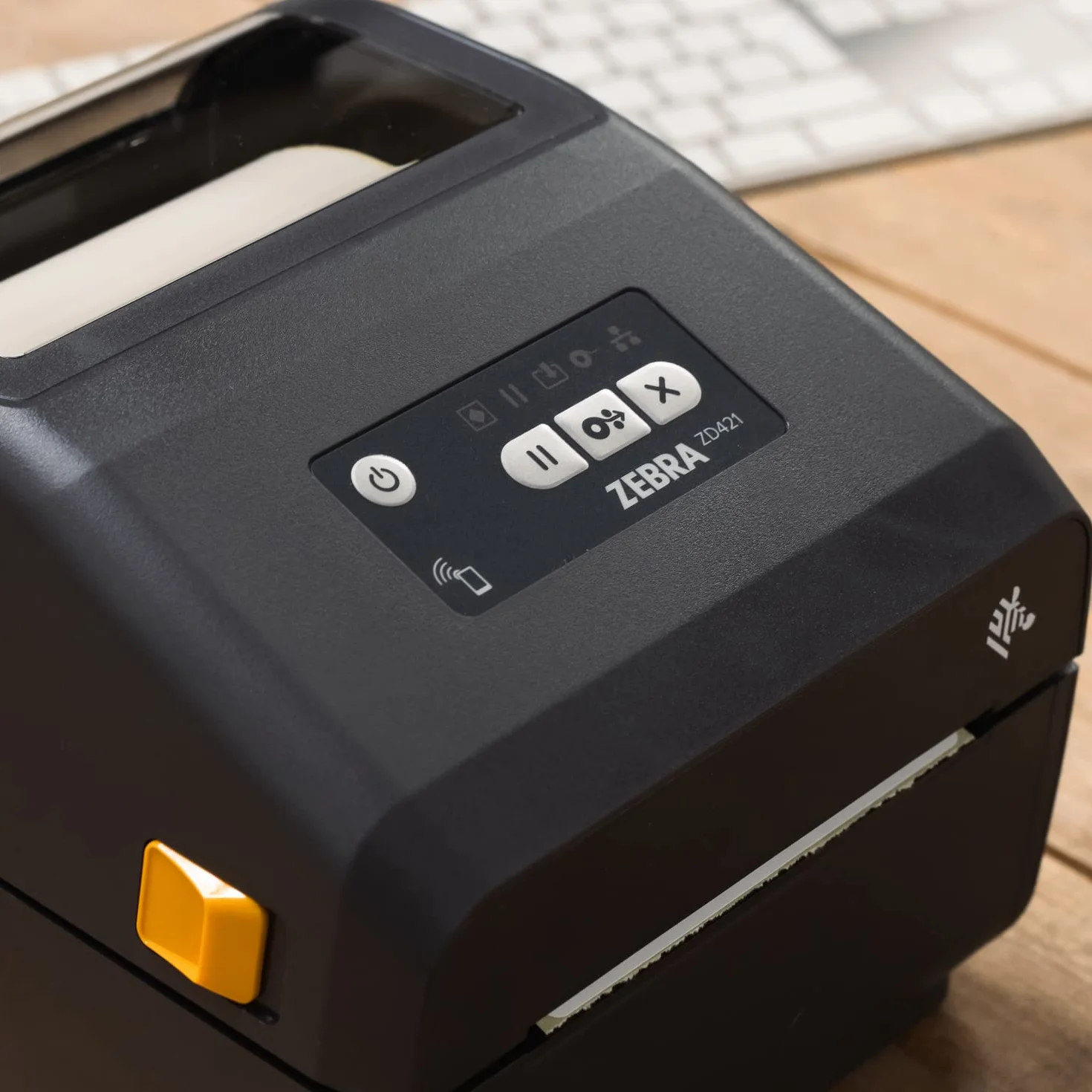 ZEBRA Technologies - Impresora térmica Directa ZD421-203 PPP, USB, Host USB, BTLE5 y conectividad Ethernet - Adecuada para Aplicaciones de logística, fabricación, Venta minorista y atención médica