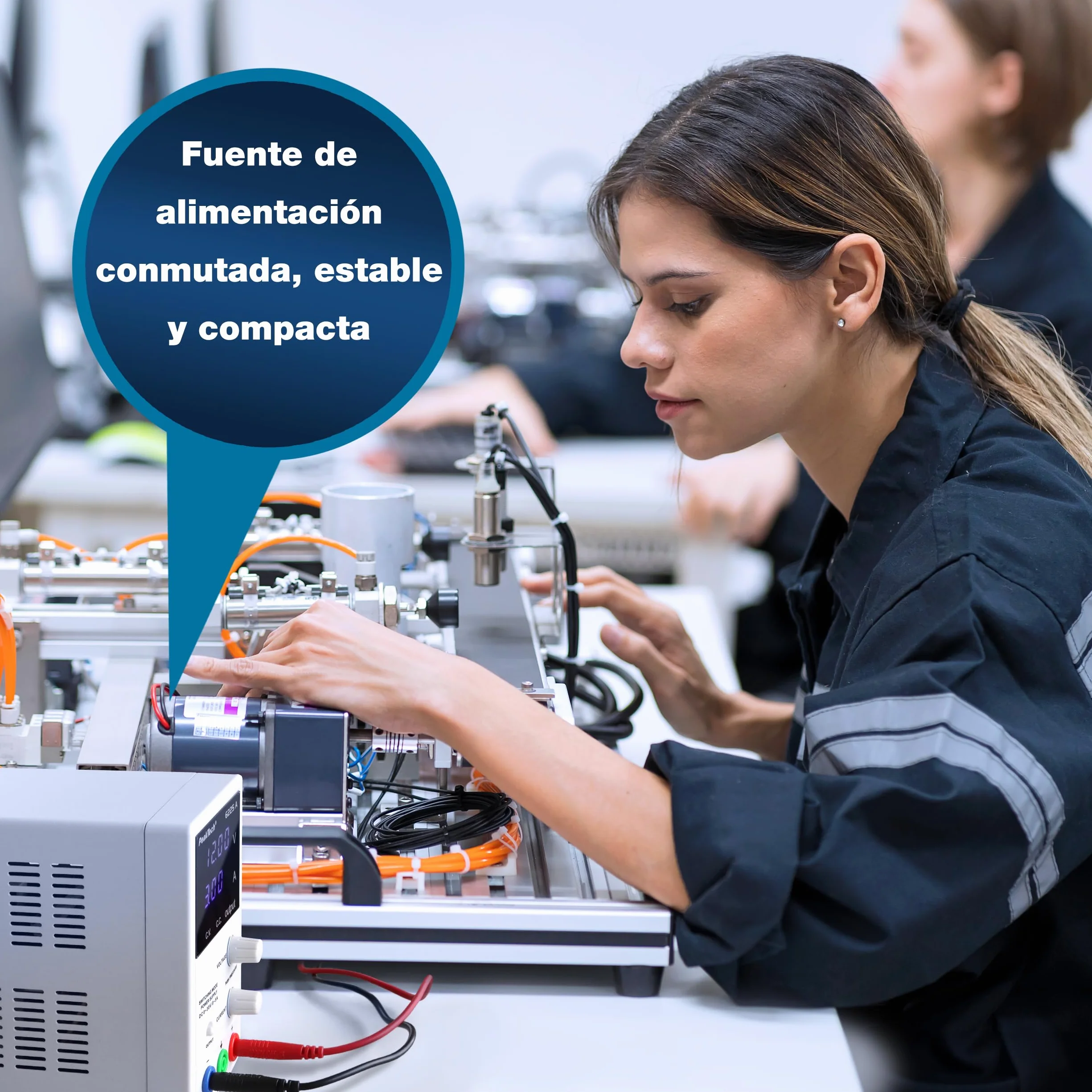 PeakTech 6225 A – Fuente de alimentación 0-30V / 0-5A, ajustable, DC con pantalla LED de 4 dígitos, conmutación estabilizada, amperímetro, sobrecarga y prueba de cortocircuito, diseño estrecho