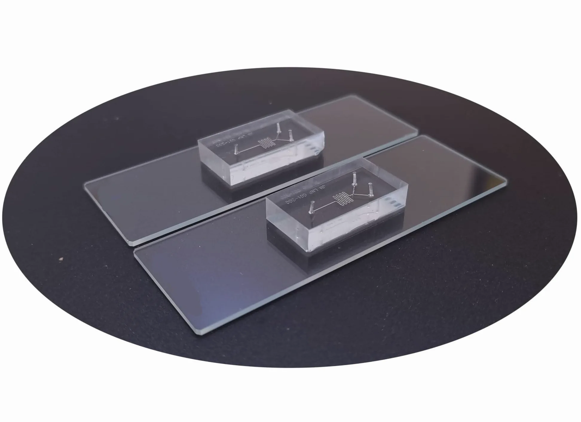 1 chip microfluídico BioChip C01-200 y C02-200 - Chip microfluídico PDMS for sistema de control de fluidos LNP(C01-200 Fish bone depression)