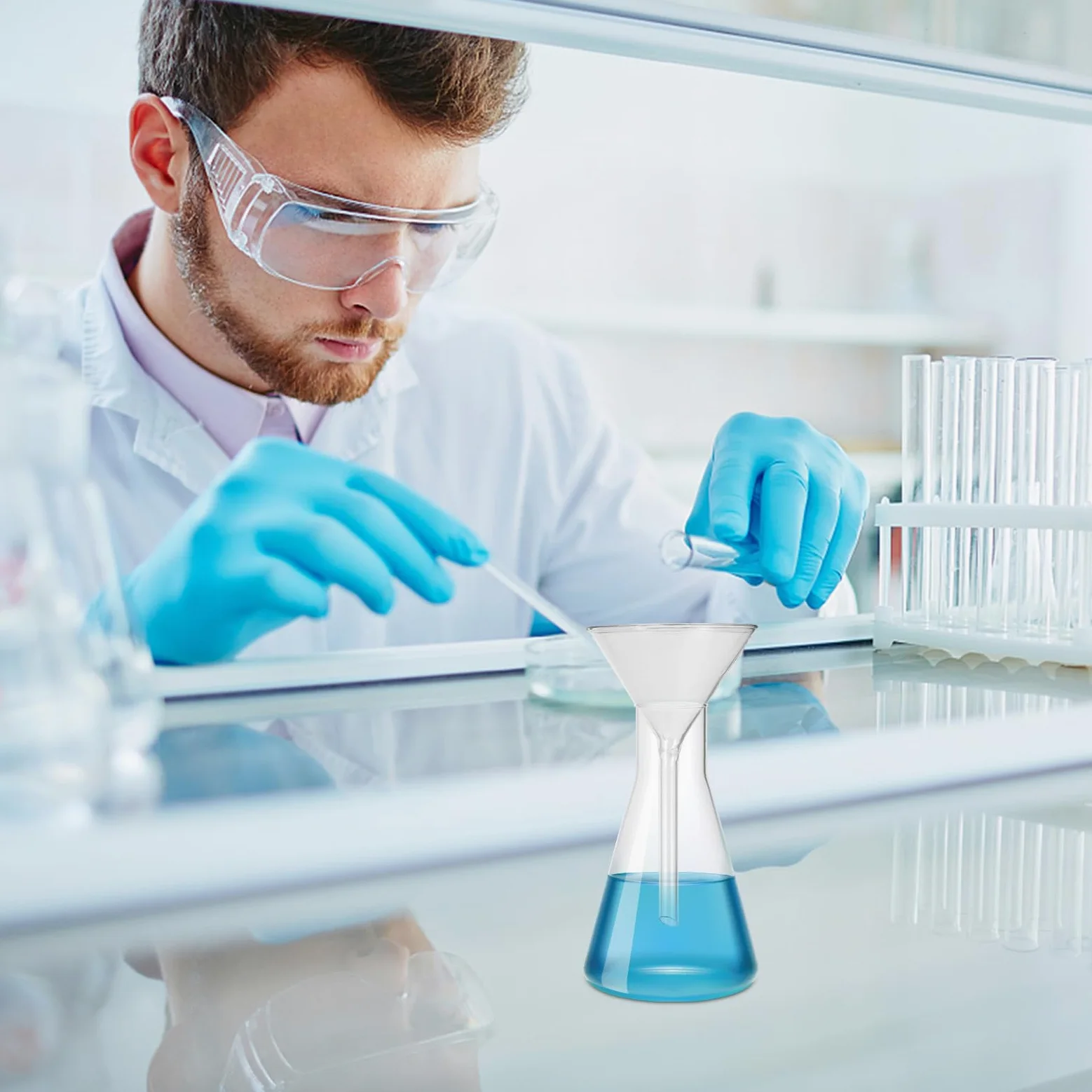 Artibetter Embudo Triangular de Vidrio para Laboratorio, 4 Piezas Reutilizables Cuello Corto y Alta Resistencia para Química Analítica y Transferencia de Líquidos