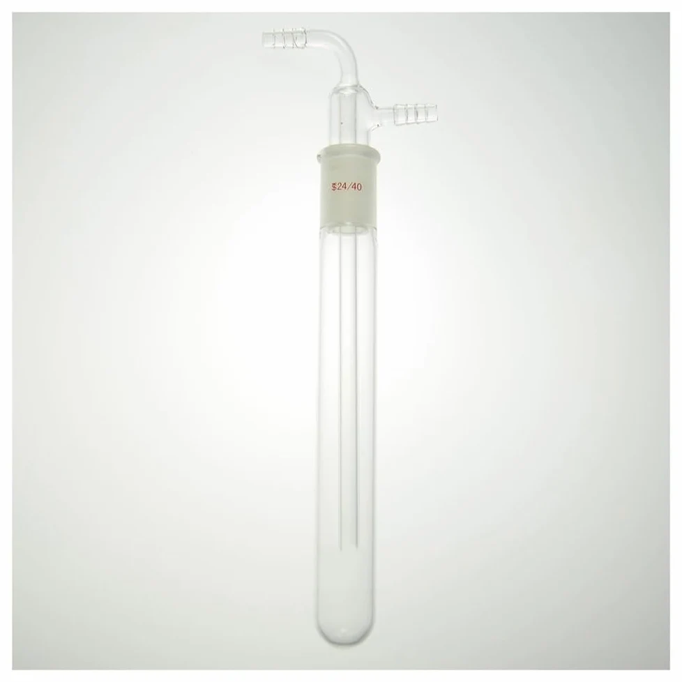 Equipos y suministros de laboratorio Trampas de vidrio for laboratorio unión 24/40, diámetro exterior 30 mm, longitud del cuerpo 200, conectores manguera 10