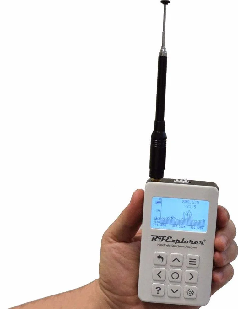 RF Explorer WSUB1G Plus Slim Analizador de Espectro digital que cubre el rango de frecuencia de 1 GHz a partir de 50 KHz