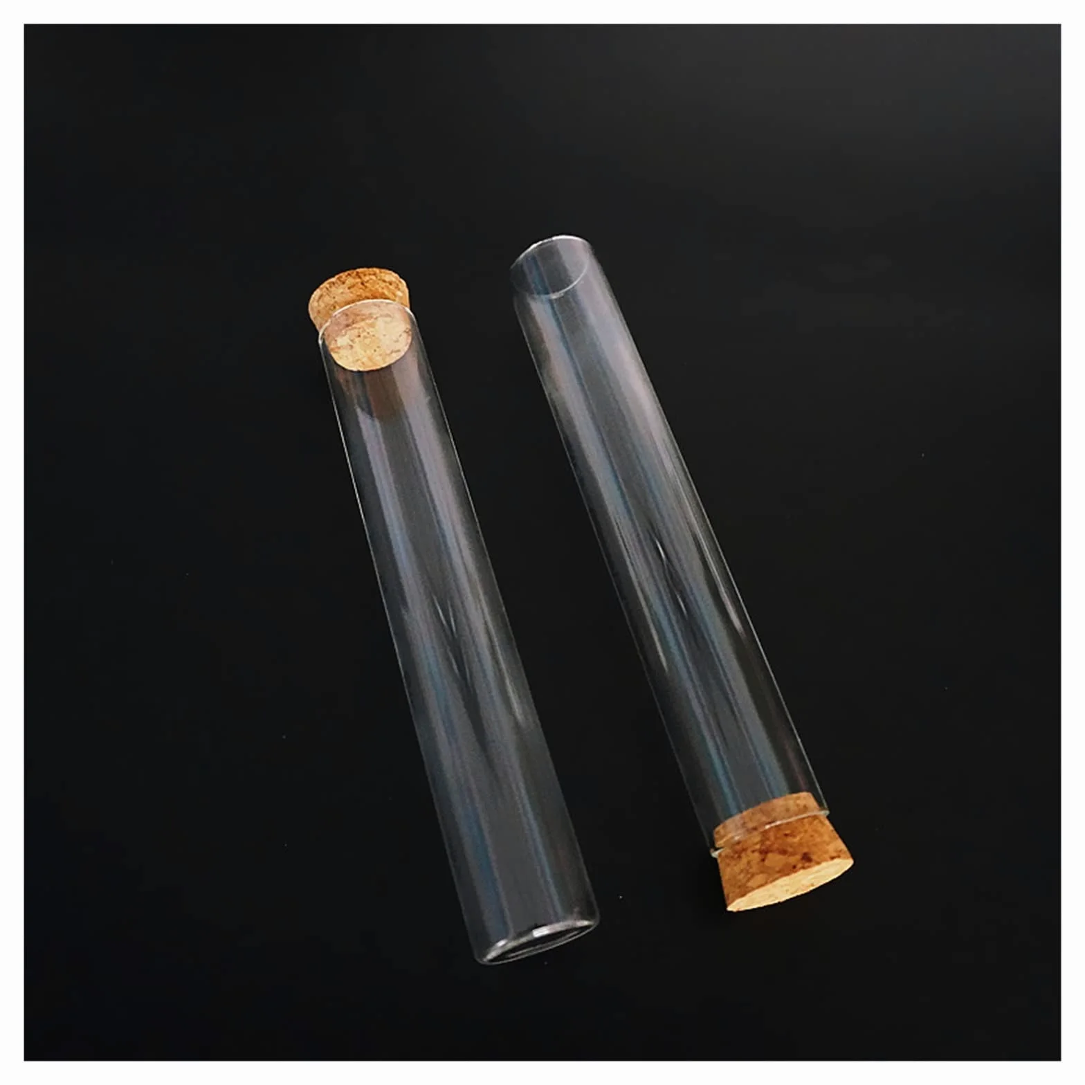 YYJzsw 24 unids/lote 25x150mm tubo de ensayo de vidrio de fondo plano transparente con tapones de corcho suministros de laboratorio