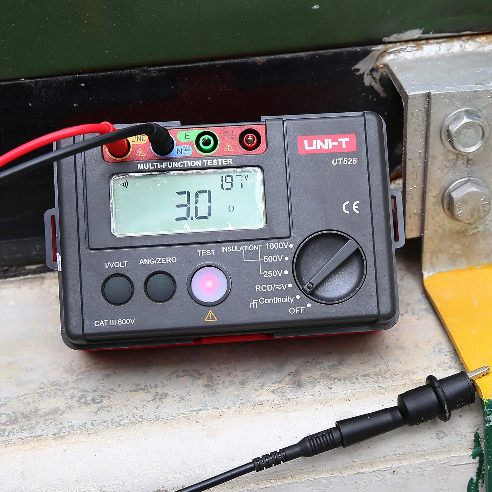 UNI-T UT526 Multifunción Eléctrico Metro, Aislamiento Resistencia/Prueba de RCD/Bajo Resistencia Continuidad Prueba/Voltaje Medición
