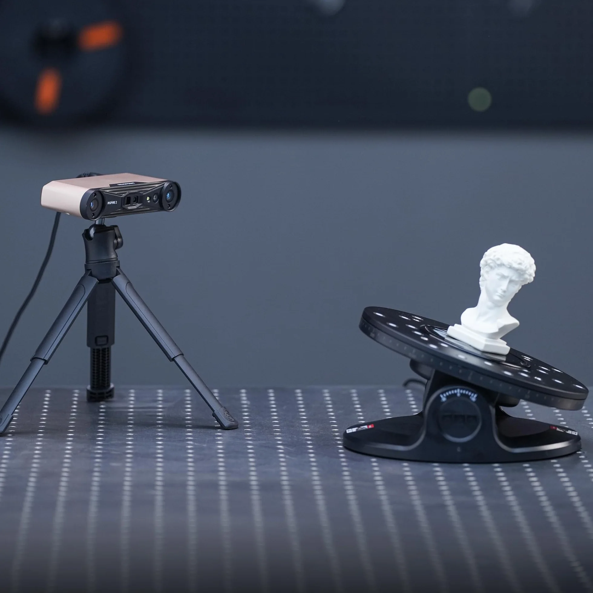Revopoint Mesa giratoria doble eje, fácil capturar datos 3D detallados de objetos pequeños a medianos para escaneo 3D preciso, compatible con MIRACO/POP3 PLUS/INSPIRE 2/MetroX/MetroX Pro/MetroY Pro