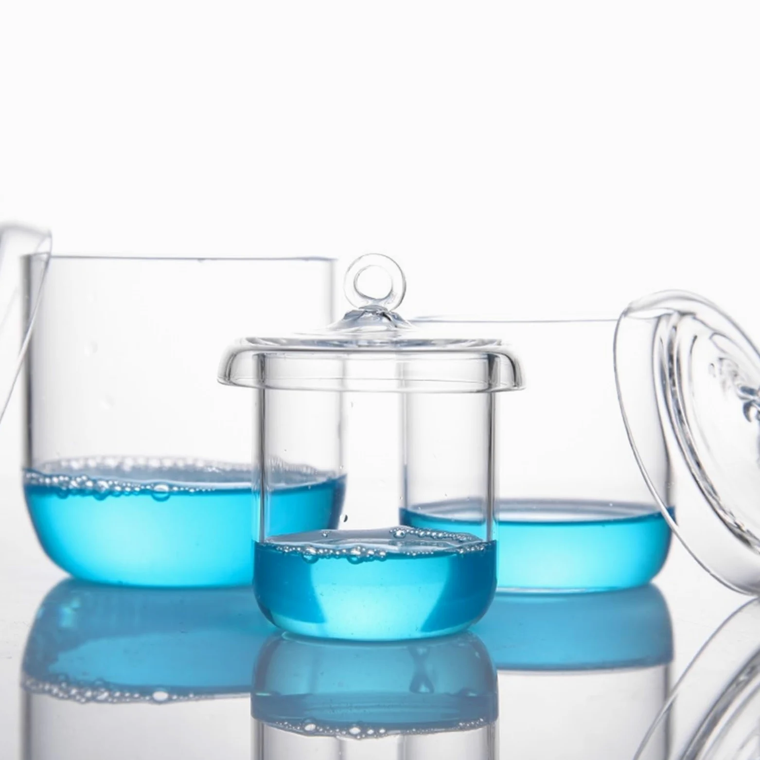 una botella hirviendo, 1 crisol de vidrio de cuarzo for laboratorio con cubierta resistente.(30ml)