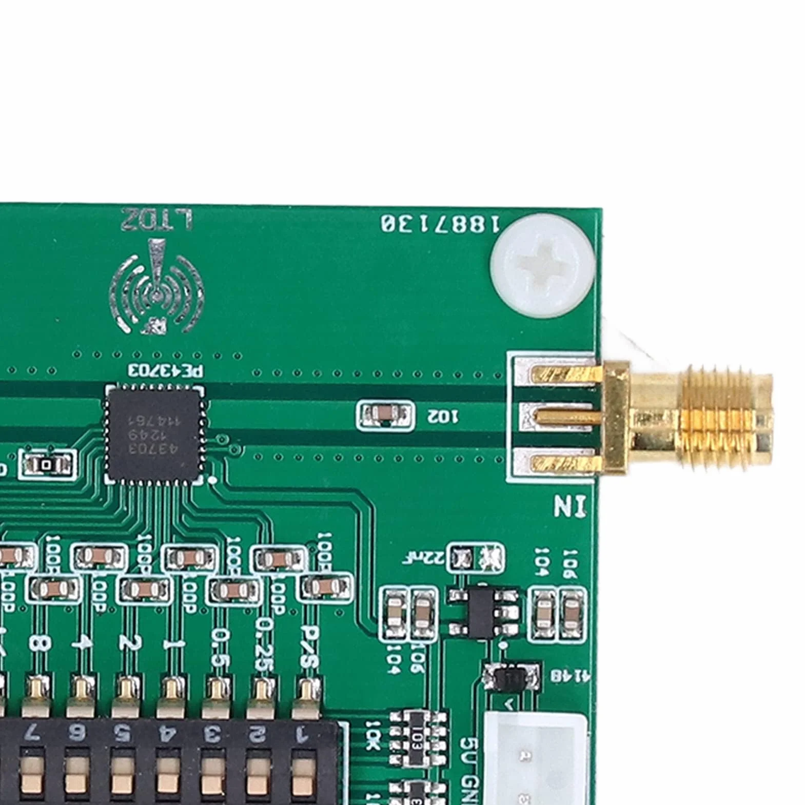 Módulo Atenuador Digital RF 9K-4GHz Atenuación Programable 0.25dB a 31.75dB PCB Puerto Serie Paralelo