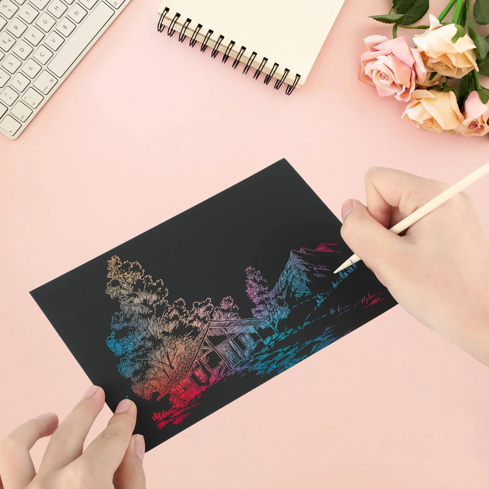 Rainbow Scratch Paper para niños – 50 hojas, 5 lápices, 4 plantillas, kit de dibujo DIY