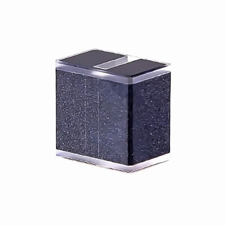 1 cubeta de microcuarzo personalizable: volumen de 100 μL, longitud de trayectoria de 10 mm, vidrio de cuarzo japonés for espectrofotometría UV-Vis.