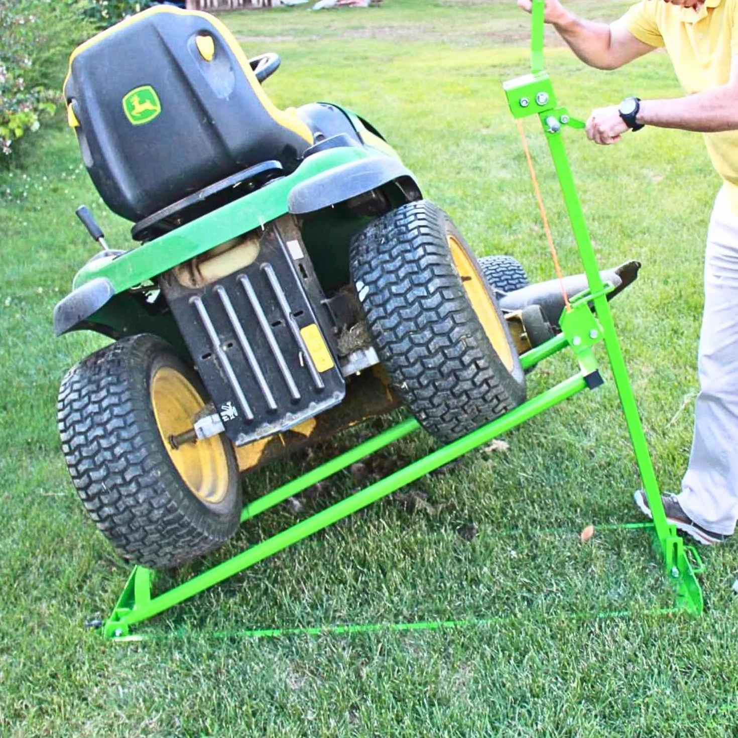 Tractor elevador cortacésped con cabrestante 500 kg