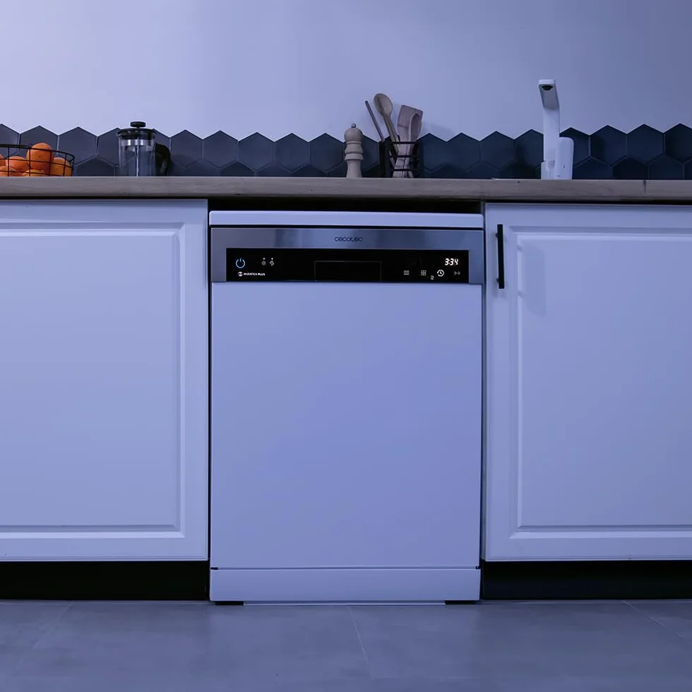 Cecotec Bolero Aguazero 6500 Lavavajillas 60cm Independiente 15 Cubiertos 3ª Bandeja 6 Programas Dual Zone Wash Dry+ Auto Open Media Carga Motor Inverter Plus