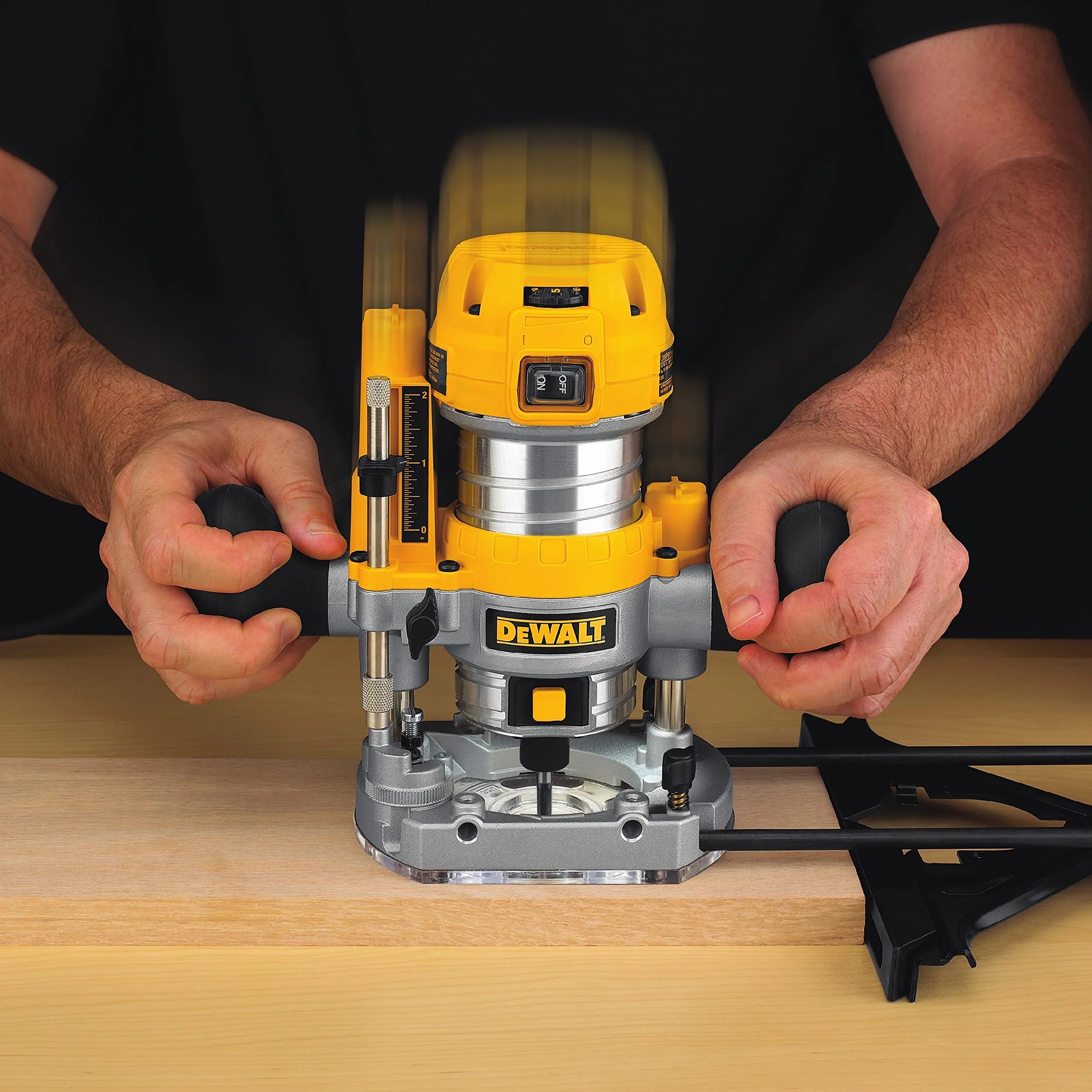 DeWalt D26204K-QS Fresadora Combo 900W-27.000 RPM (6-8 mm) -Electrónica, Negro y amarillo
