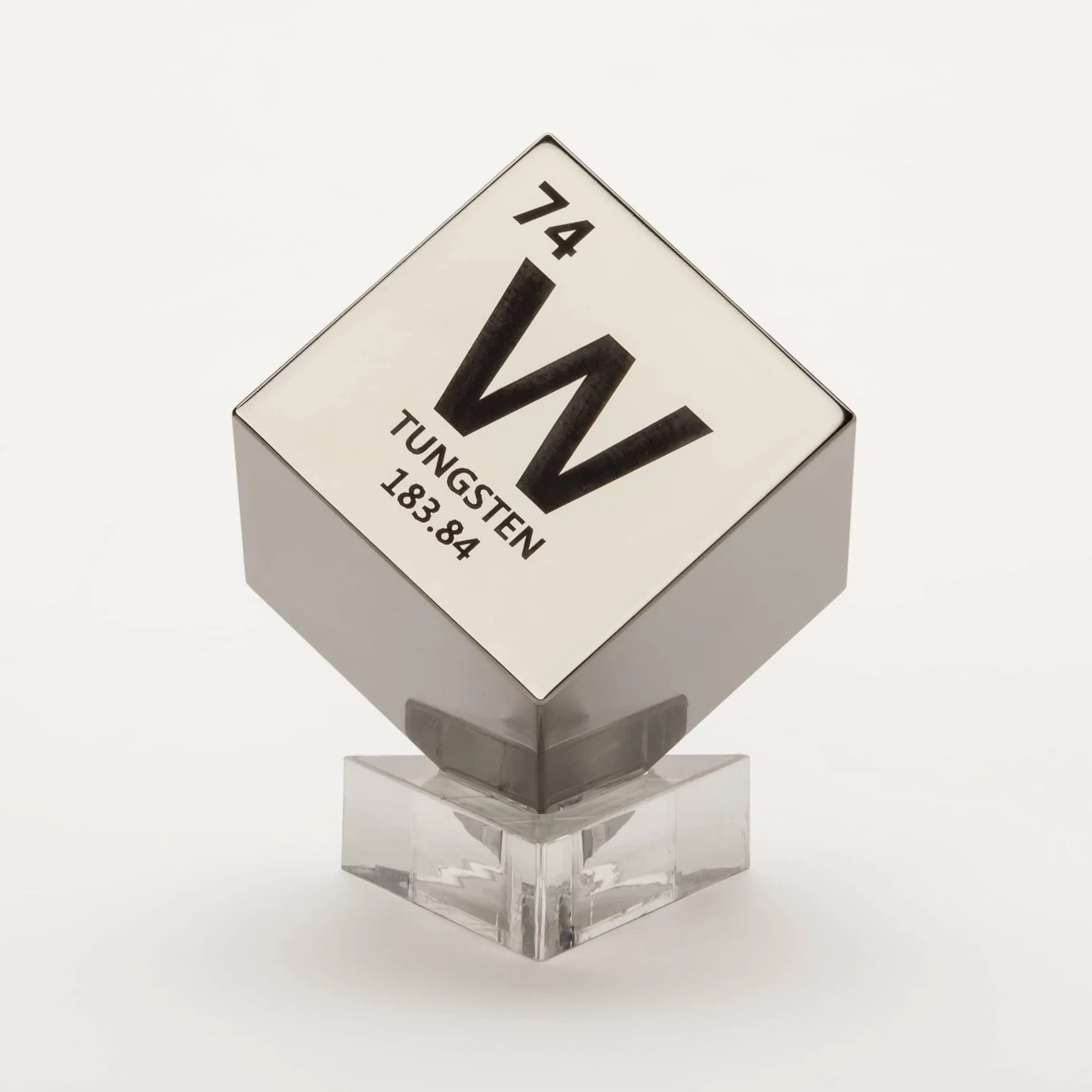 Fantástico cubo de tungsteno de 38,1mm (1.5´). Grabado láser. Parte del set de 5 metales: W-Cu-Ti-Al-Mg
