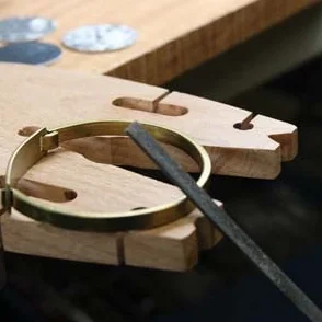 Banco de Trabajo de Madera para Joyería con Tornillo de Banco Herramientas de Mecanizado