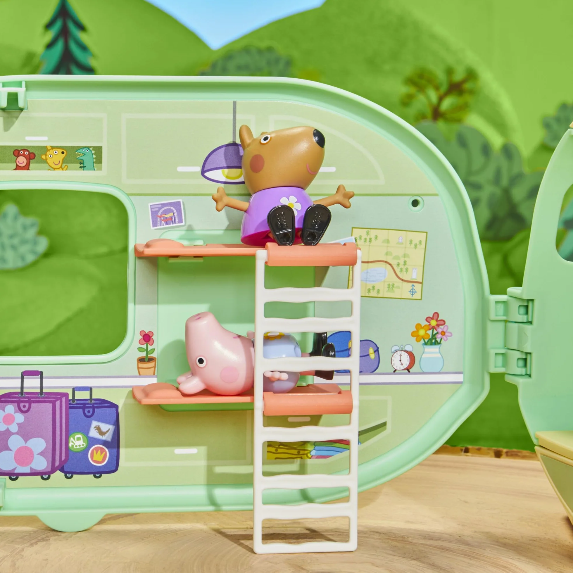 Peppa Pig Set de Juego Aventura en Carretera Caravana de Juguete con 3 Figuras Peppa George y Birgit para Niños 3 Años o Más