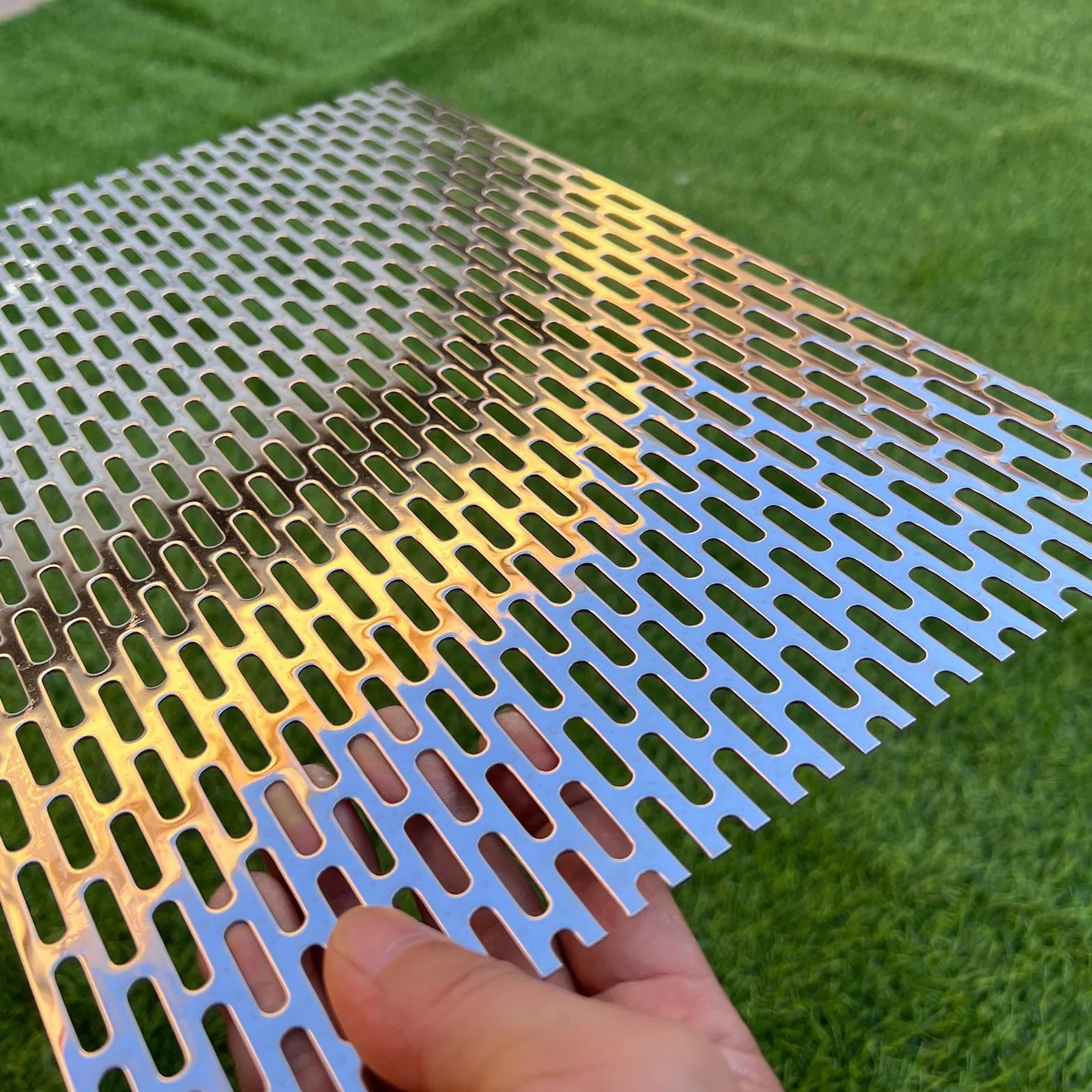 Chapas perforadas de acero inoxidable 406 mm x 255 mm x 1,1 mm malla metálica expandida