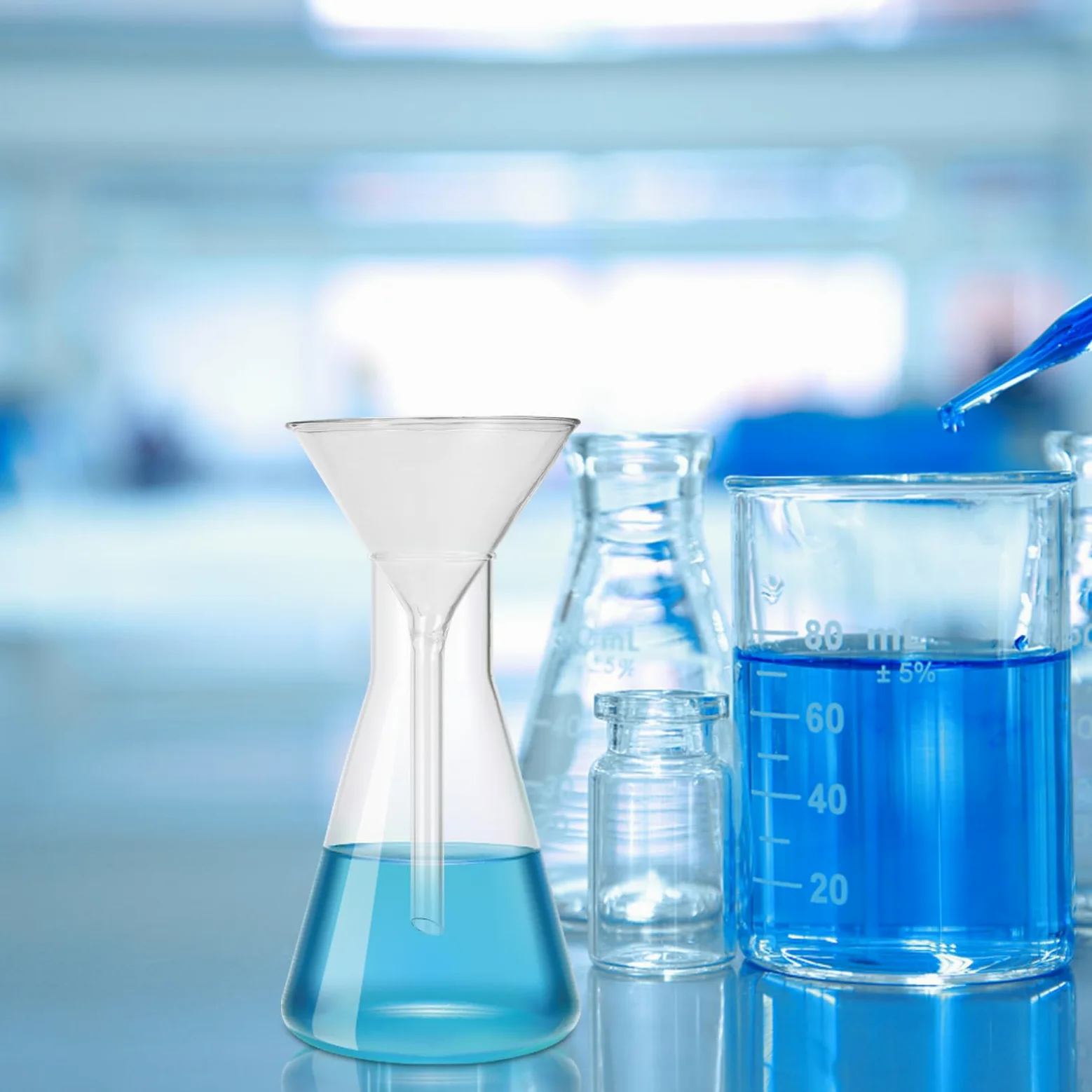 Outanaya Embudo de Vidrio Corto para Laboratorios 4 Piezas Gran Visibilidad y Ecológico para Experimentos Químicos y Llenado de Botellas Pequeñas