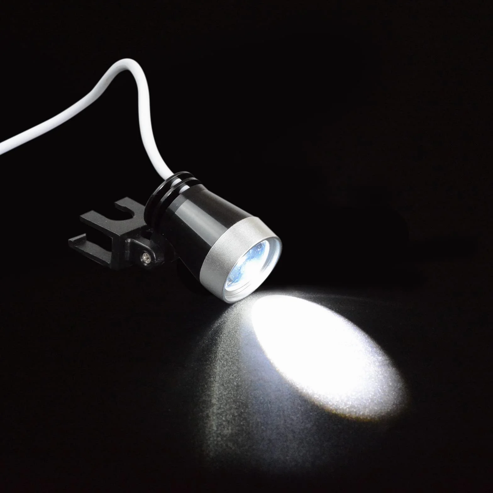 Lupa negra 3,5x420 mm LED 3 W laboratorio quirúrgico