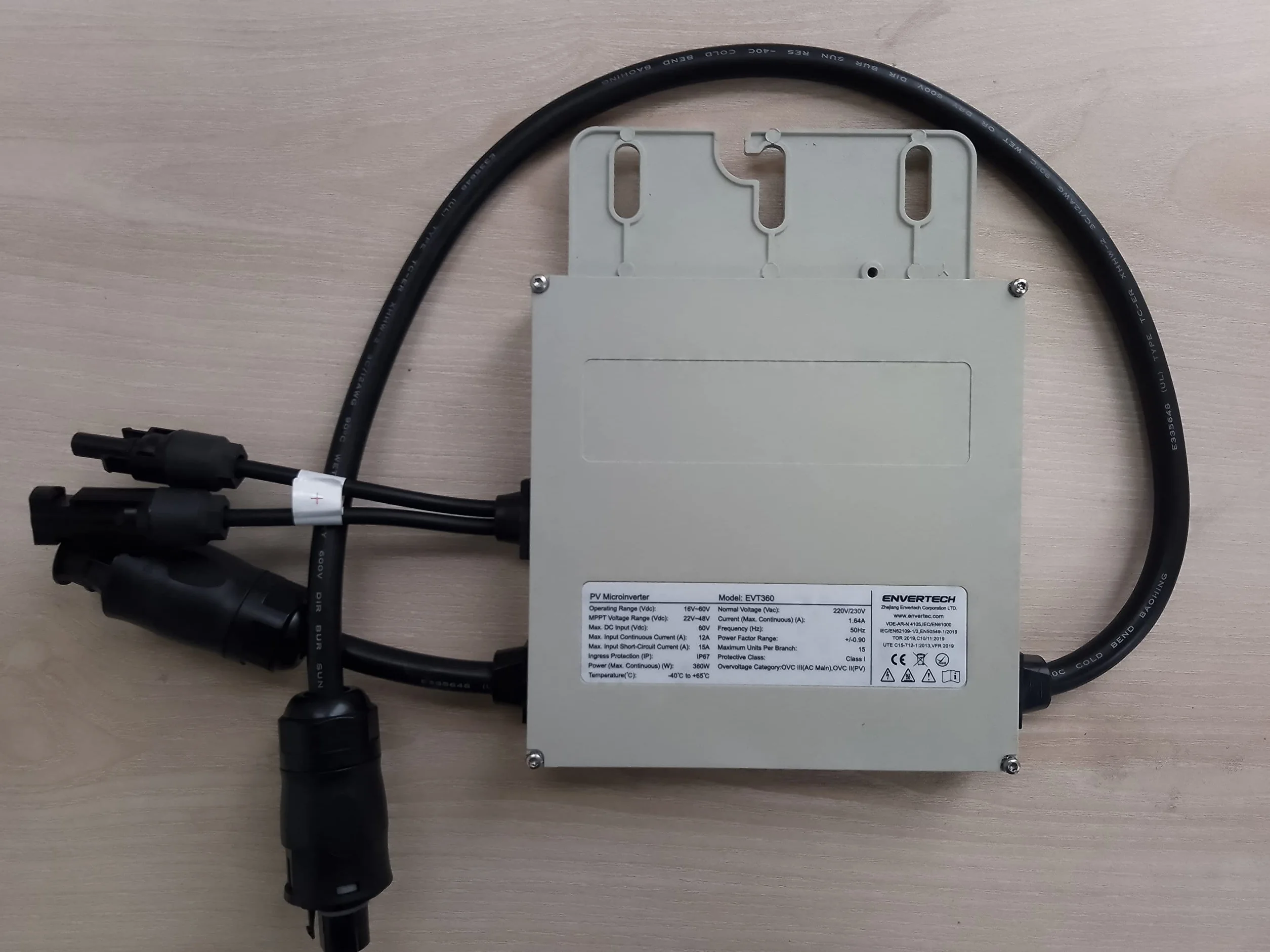360 W Microinversor Solar Envertech EVT360, Micro inversor DC 16 V-60 V a CA 220 V-230 V, para paneles solares o pequeños aerogeneradores (EVT360)