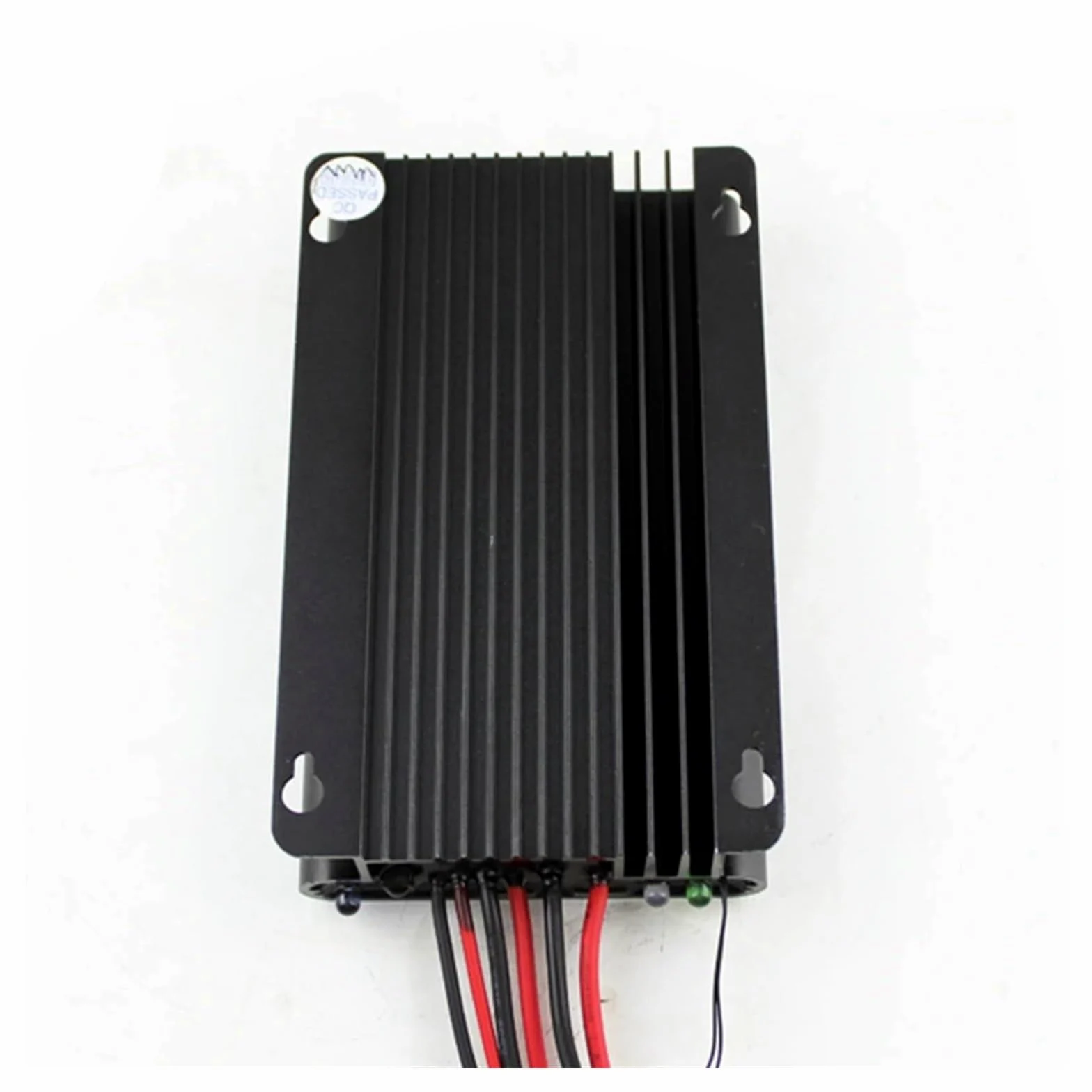 Controladores Solares, Controlador de Carga de farola Solar MPPT 12V 24Vdc 3906LPLI 15A Controlador de Cargador Solar Tecnología MPPT Eficiente