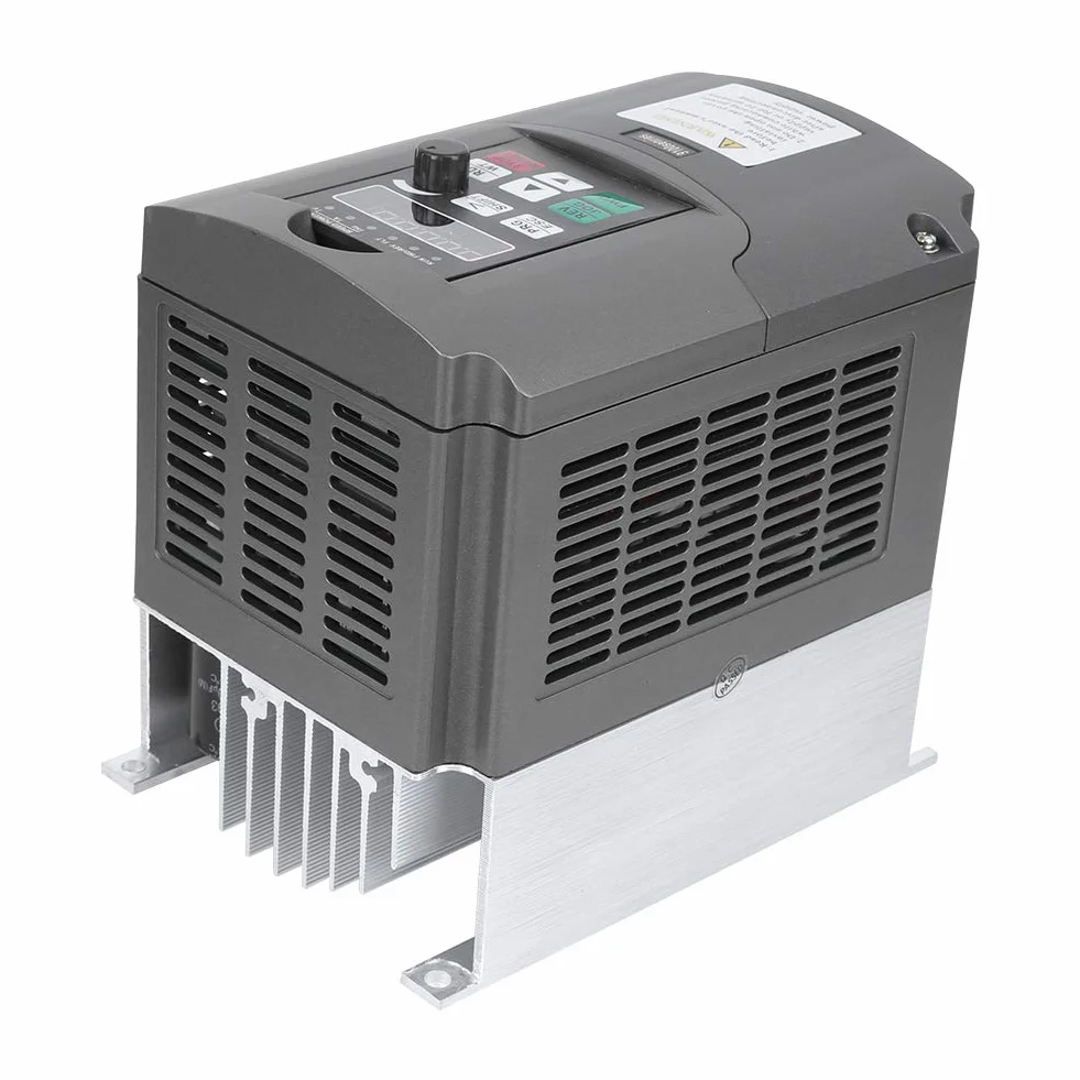 Oumefar Inversor VFD 5.5KW, Convertidor Frecuencia 220V Monofásico a 380V Trifásico, Control Motor con Ventilación, Controlador de Motor con Variador de Frecuencia