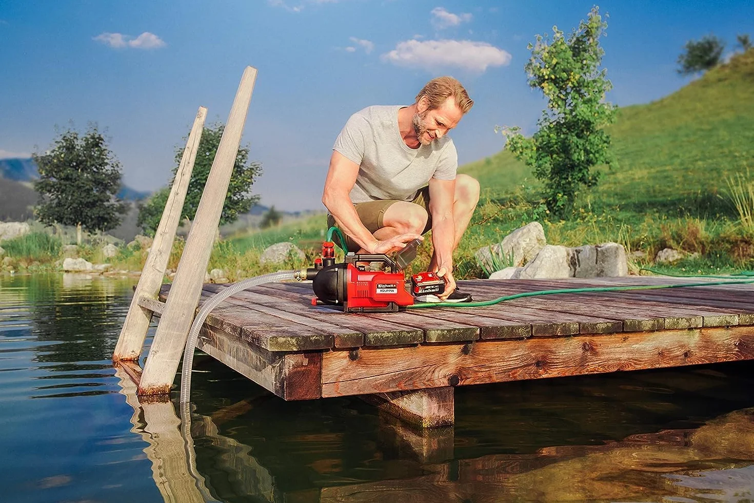 Einhell Bomba de jardín a batería AQUINNA 36/30 Power X-Change (2x 18 V, interruptor ECO de 2 escalones, tornillo de entrada y salida de agua, protección térmica, asa de transporte, sin baterías)