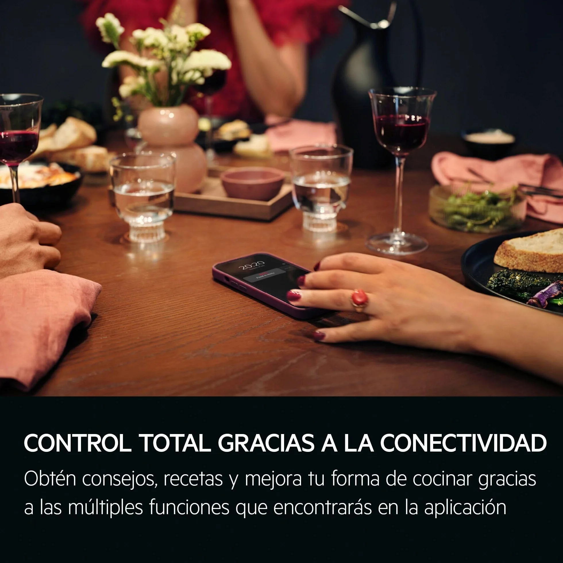 AEG Horno Multifunción TP9SB831AB 70L Limpieza a Vapor 25 Funciones Sonda Térmica Cocción a Vapor Pantalla Táctil WiFi Negro