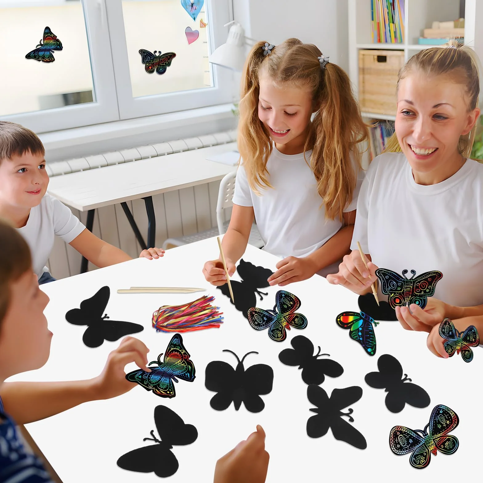 Scratch Art para Niños 48 Piezas Mariposa Arco Iris Papel Mágico Rascar DIY 12 Estilos