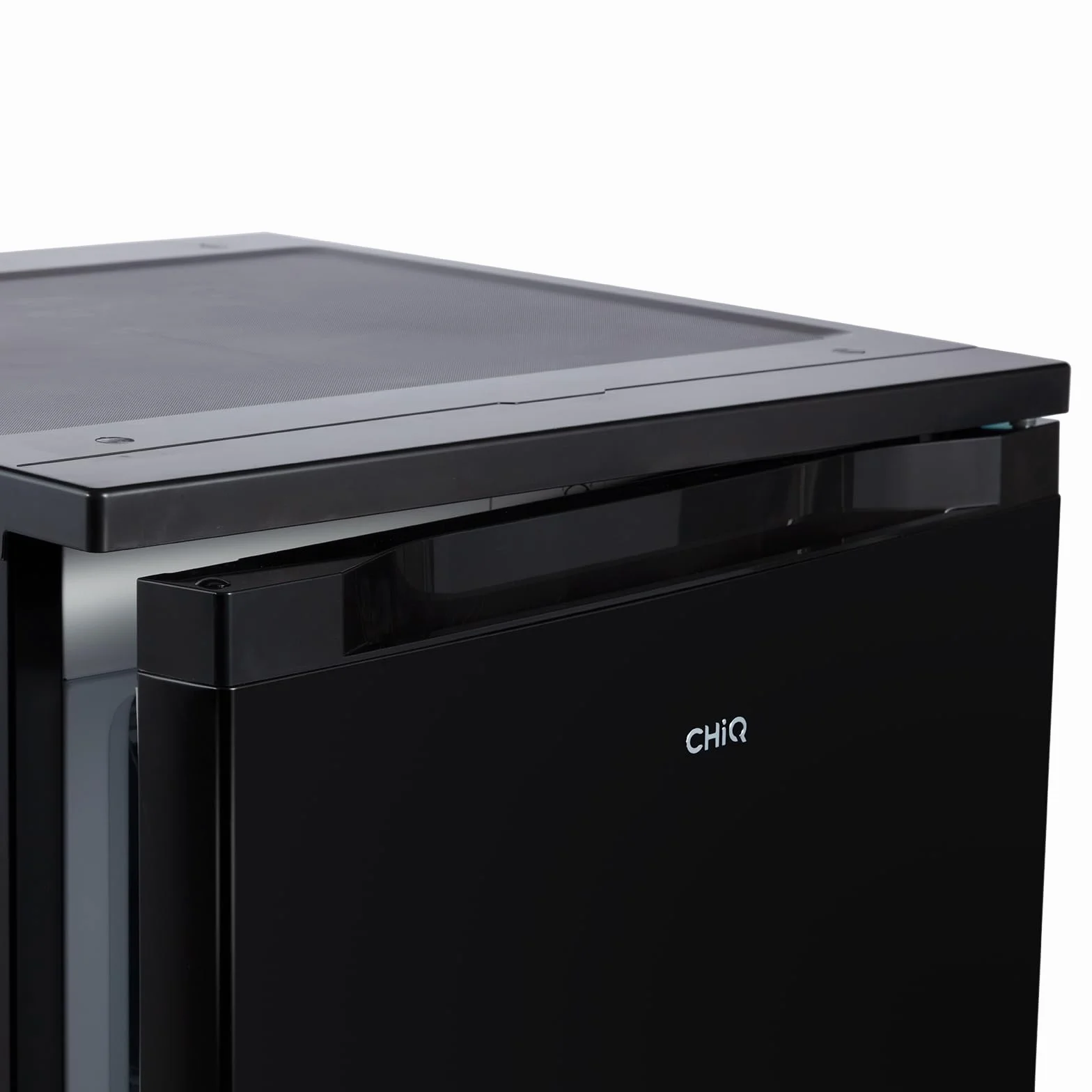 CHiQ CSD90D4D Congelador vertical 85L Clase D Eficiencia energética 39 dB Puerta reversible