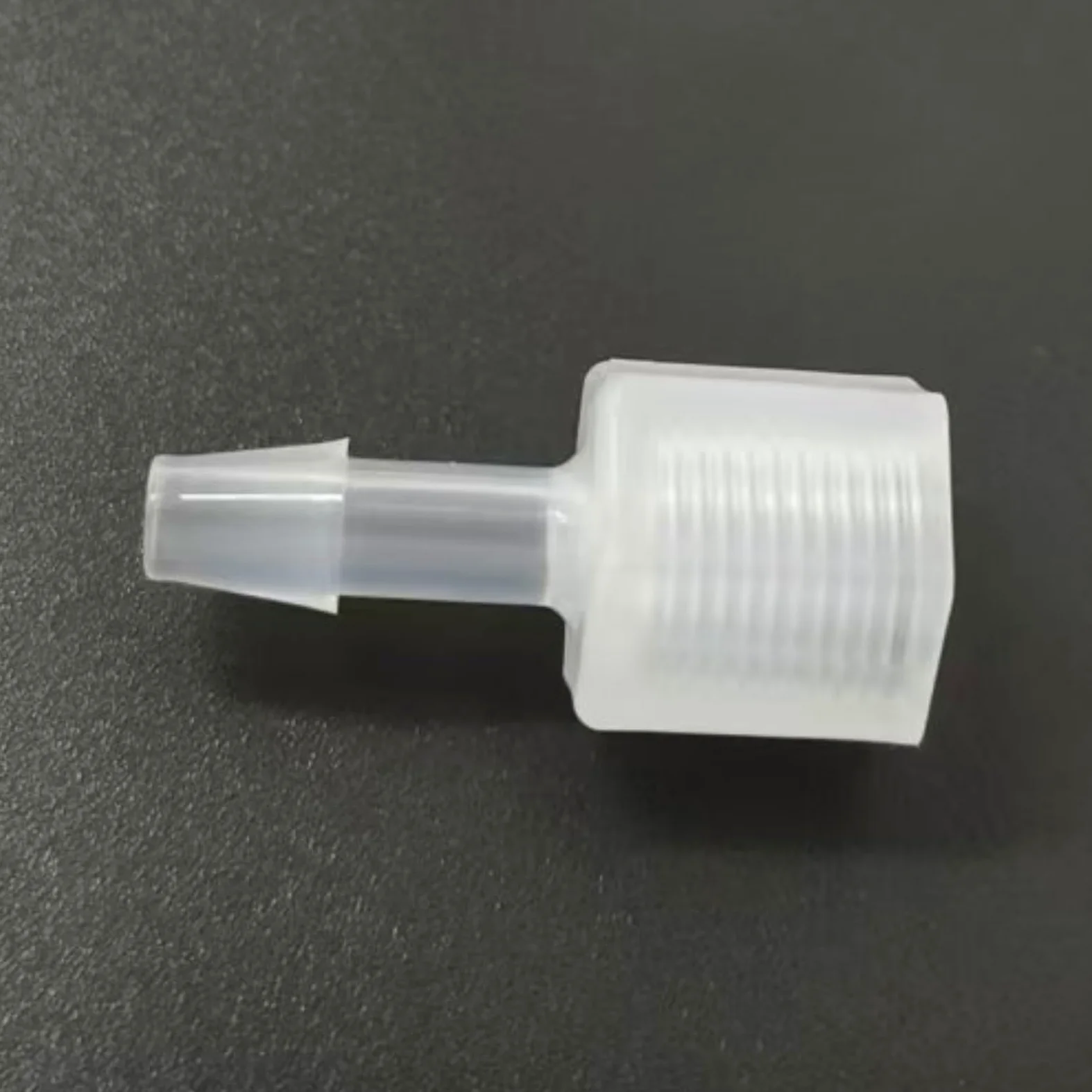 Adaptador de rosca macho/hembra de plástico reutilizable de 1/8 G, conector de polipropileno para aplicaciones de combustible y líquidos (5/32 pulgadas, tipo L, 4 bar), 50 unidades