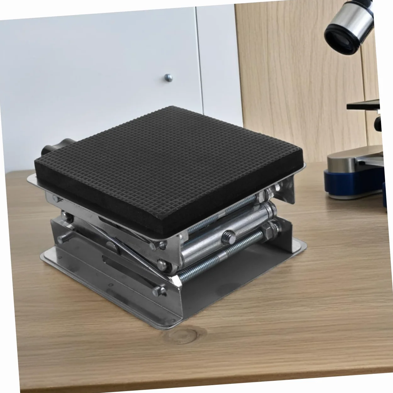 iplusmile 15kg Mesa Elevadora de Laboratorio de Acero Inoxidable Plataforma Ajustable de Gato Elevador de Tijera Rango de Capacidad para Uso Laboratorio
