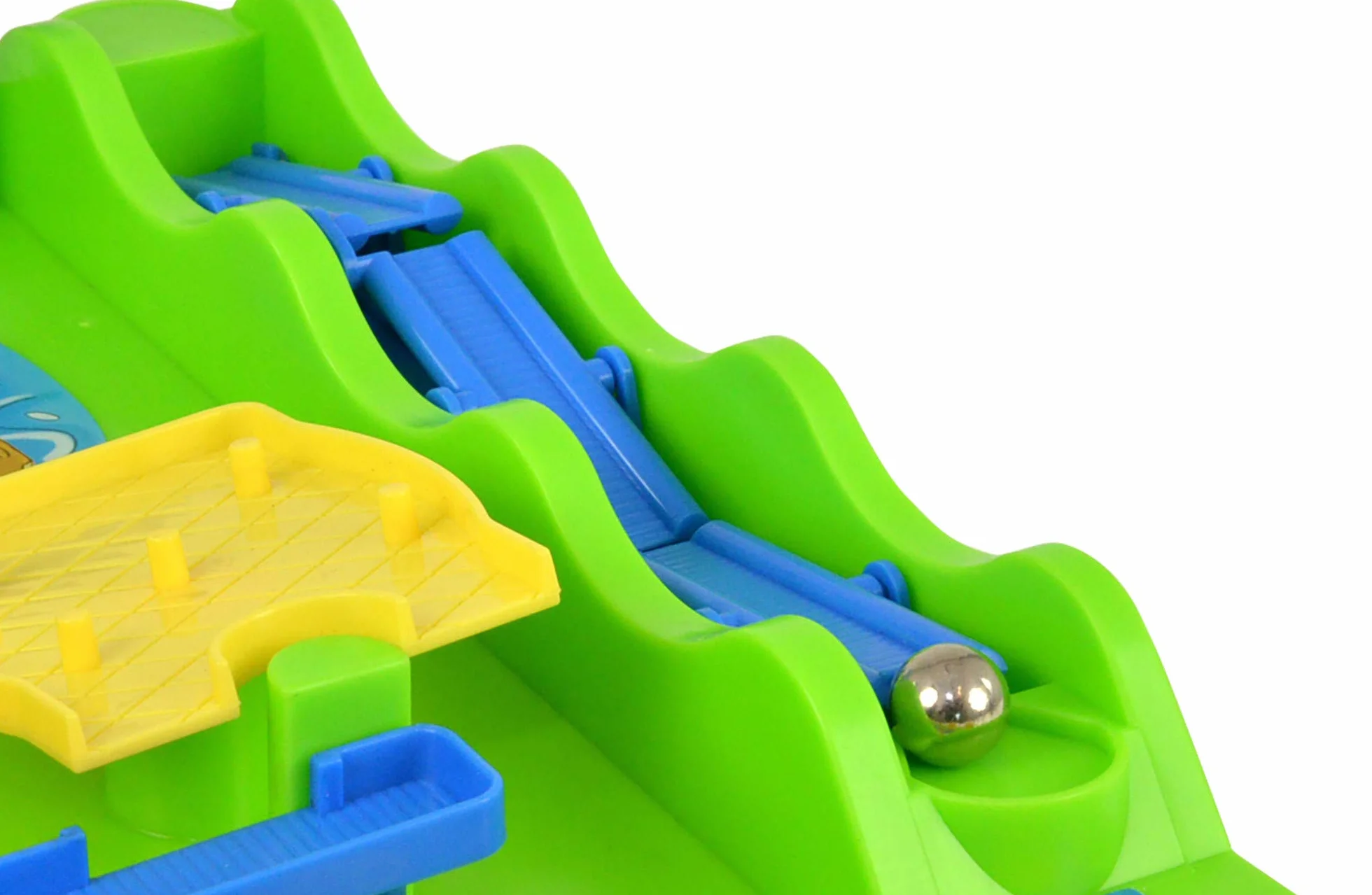 TOMY Screwball Scramble Classic Retro Children's Preschool Action Board Game Puzzle Family Game for 5-9 Year Old Boys Girls