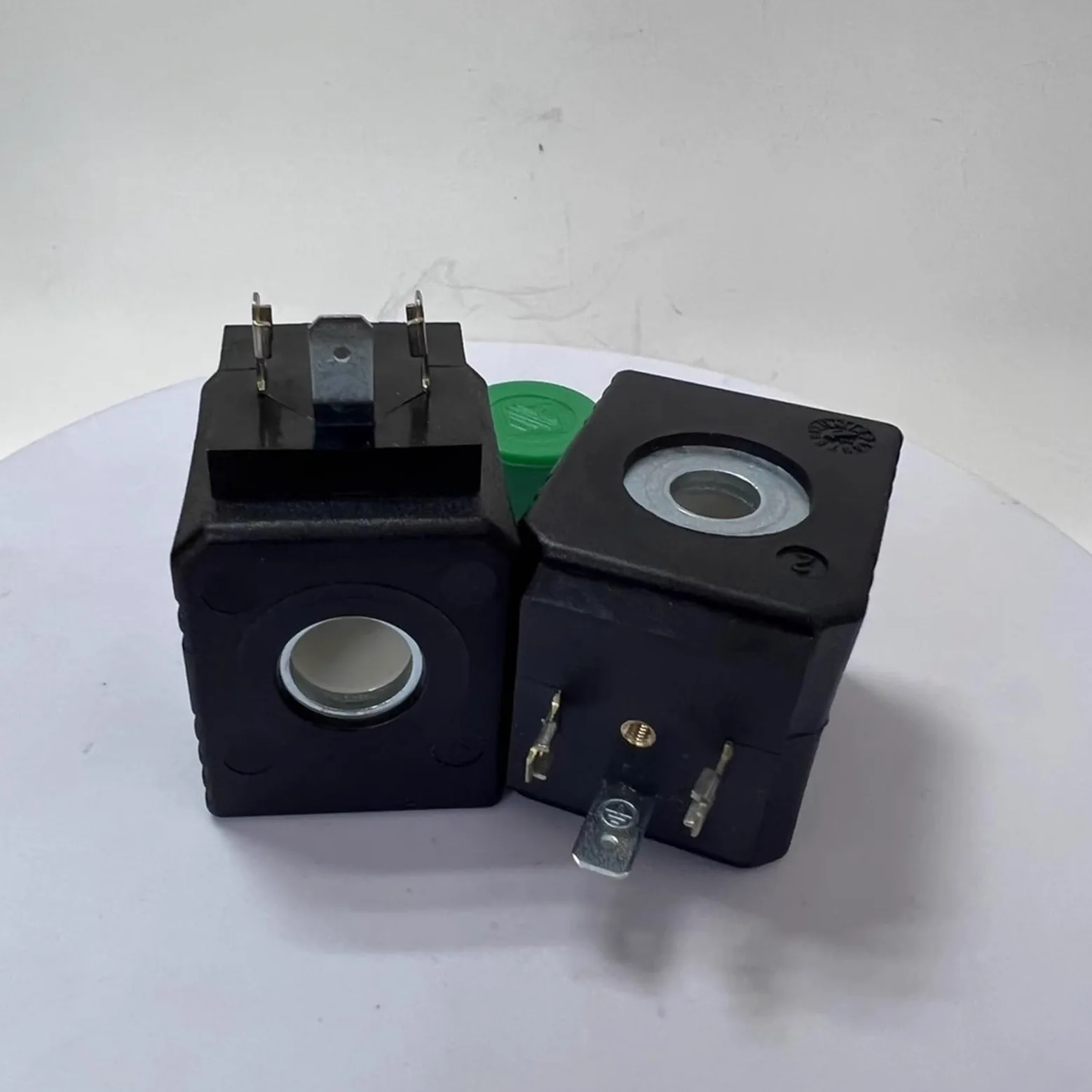 Válvula solenoide de zona, bobina válvula UDV12230DW UDV12230AY (UDV12230DW)(UDV12230AY)