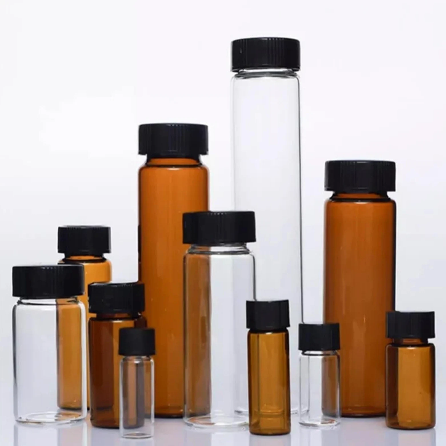 Matraz aforado de borosilicato, Frasco de muestra de vidrio transparente/marrón de 3 ml a 50 ml, viales de reactivo con tapón de rosca de plástico y almohadilla de PE, matraz pequeño de laboratorio fo