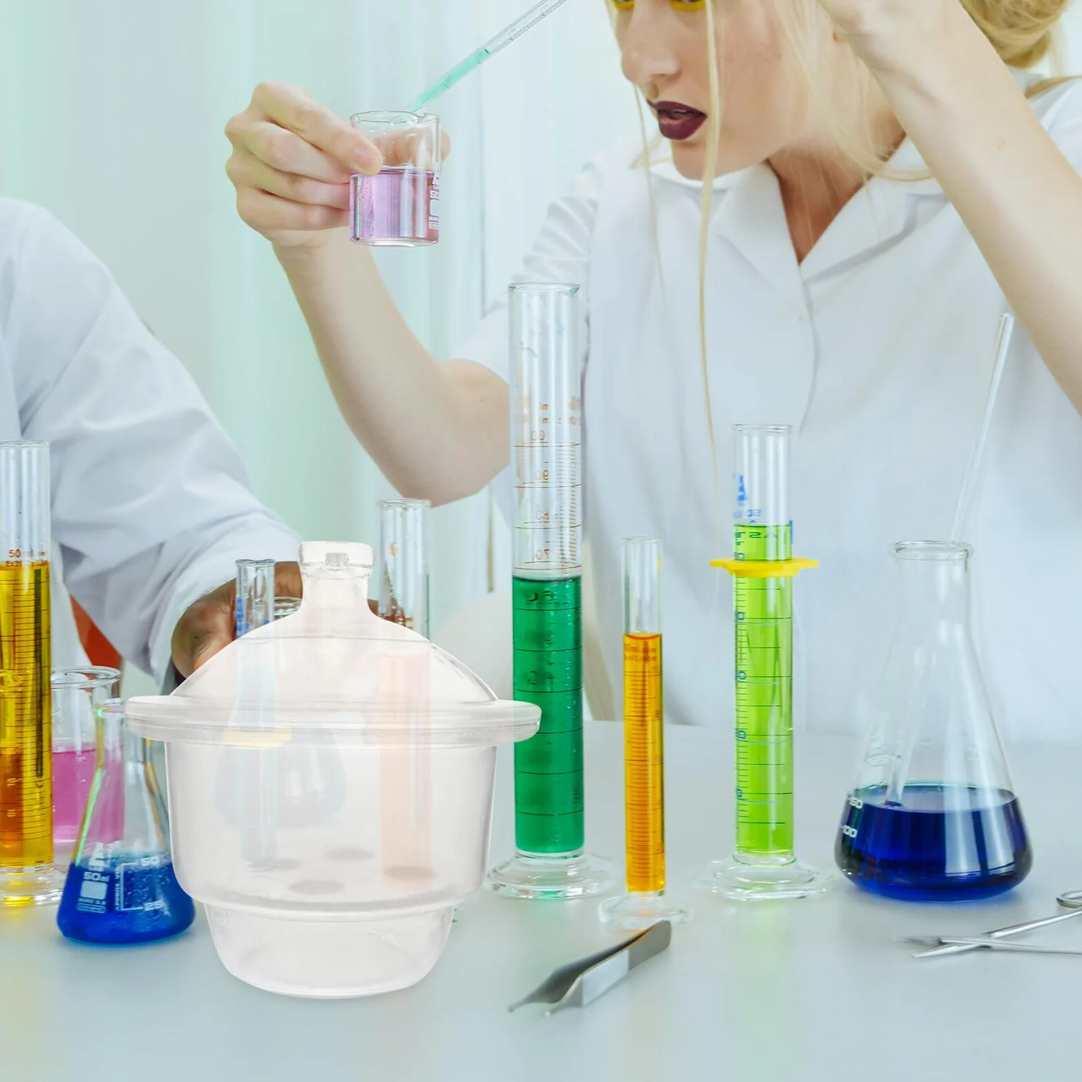Mipcase 1 Botella Desecadora de Laboratorio Desecador de Vidrio para Laboratorio Superficie Lisa y Diseño Práctico para Uso en Escuelas y Científicos
